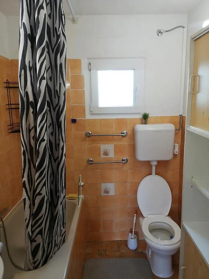Apartman Jasna Banjole I 0*,  Croatia